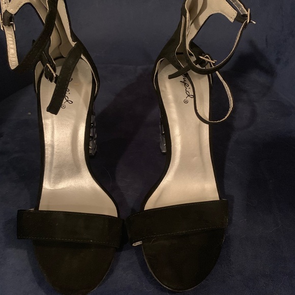 Block heels - Picture 2 of 5